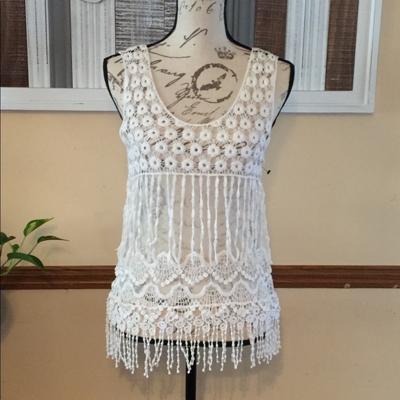Top/blouse - Picture 1 of 3